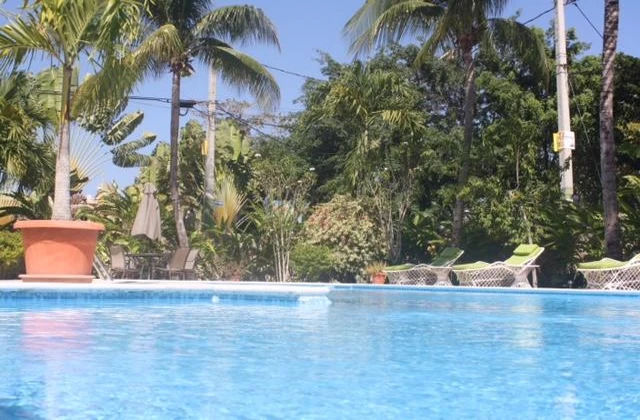 Hotel Magic Tropical Boca Chica Piscina 2